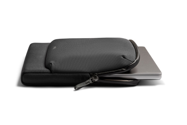 Чехол для ноутбука Bellroy Laptop Caddy 16 - Slate Чехол для ноутбука Bellroy Laptop Caddy 16 - Slate
